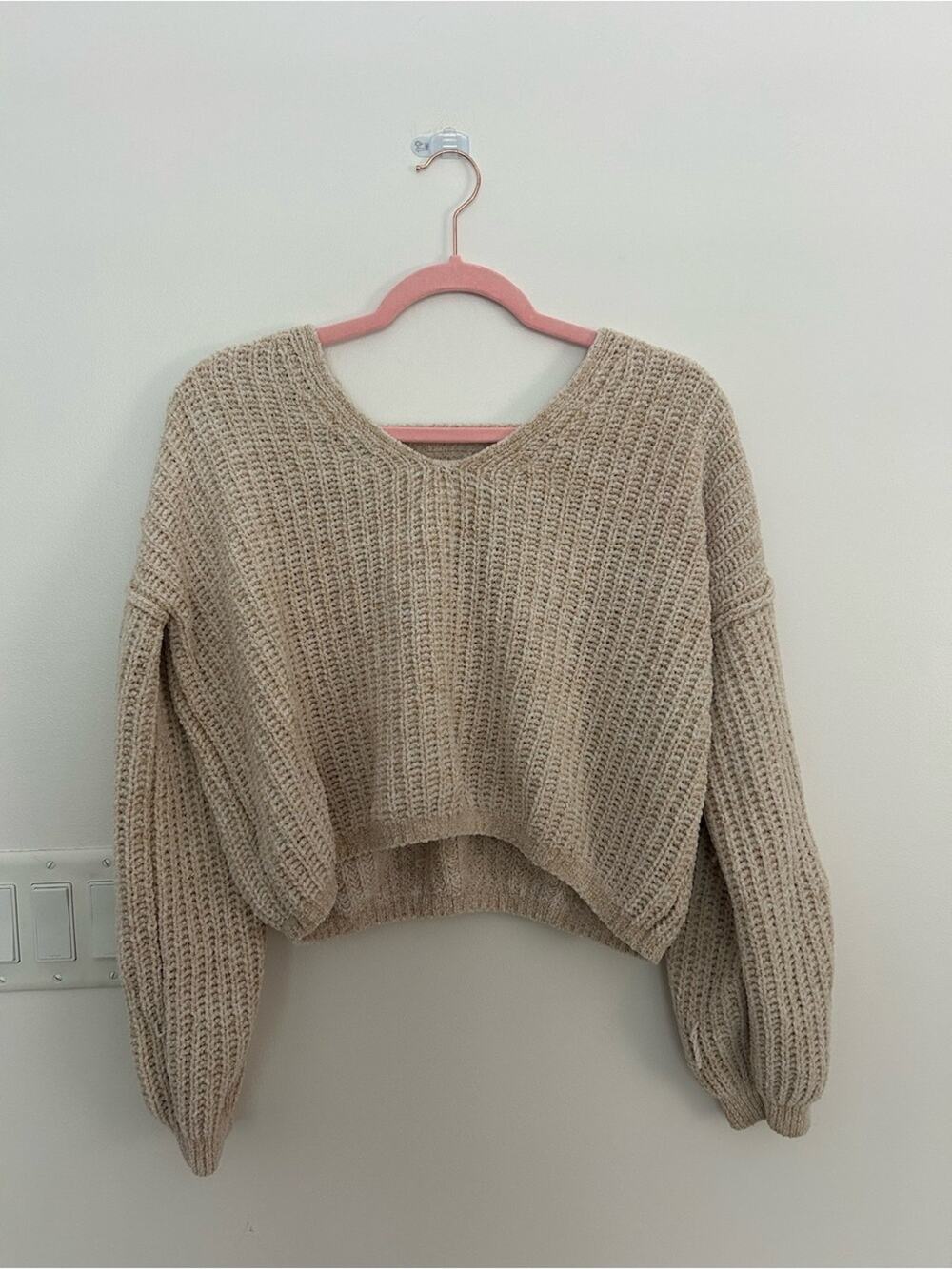 Pink Republic Women’s Small Beige Chenille Knit Cropped Sweater Open Back